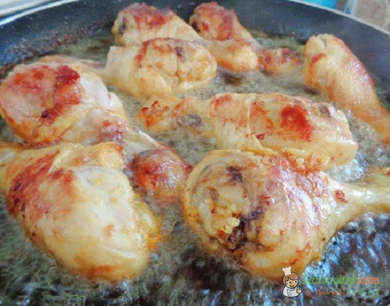 Gà rán KFC món ăn làm bé thích mê