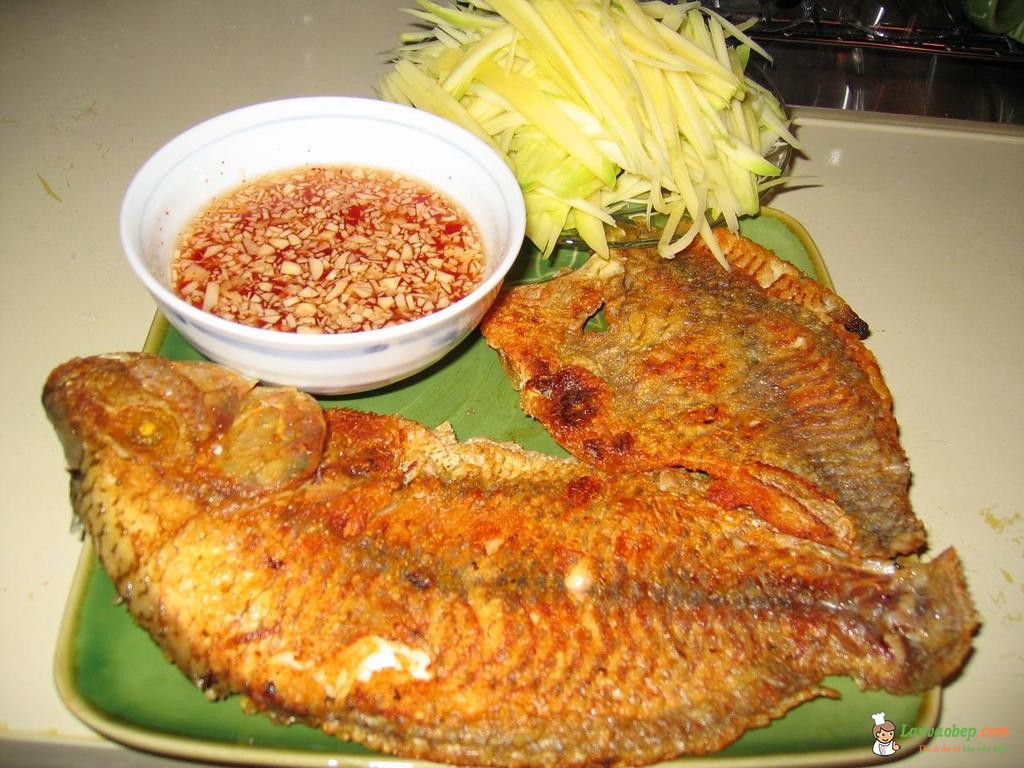 Bí quyết rán cá ngon không sát không bắn