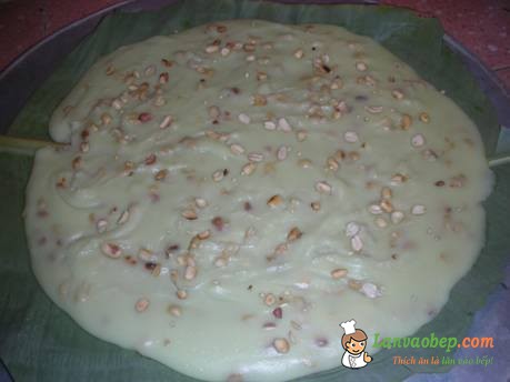Làm món bánh đúc hương vị truyền thống 