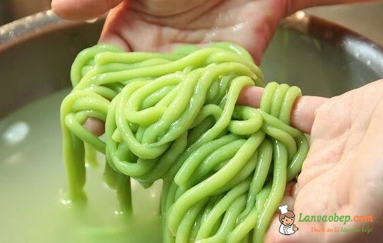 Chè bánh lọt đậu xanh, món tráng miệng thanh mát