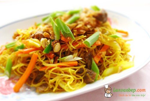 Bí quyết xào mỳ tuyệt ngon như ngoài hàng