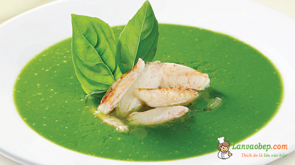 Làm món súp bó xôi thịt cua cho trẻ suy dinh dưỡng